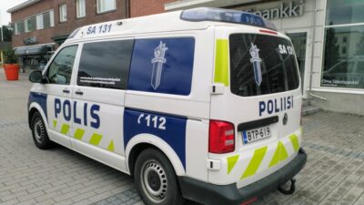 Rysän päältä kiinni Sörnäisissä – nainen kaupitteli poliisille pillereitä