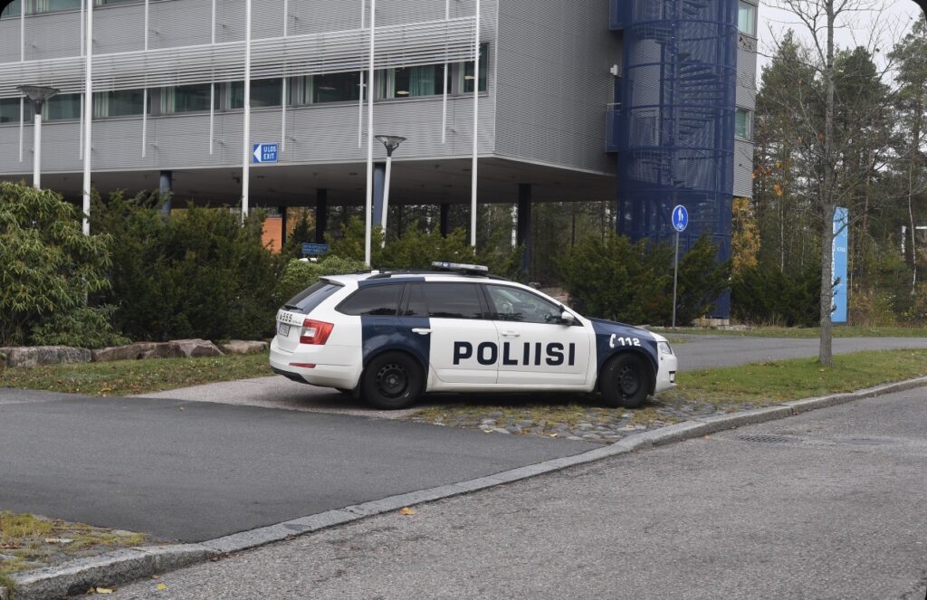 Poliisi etsi ampujaa Espoossa – epäillään tapon yrityksestä
